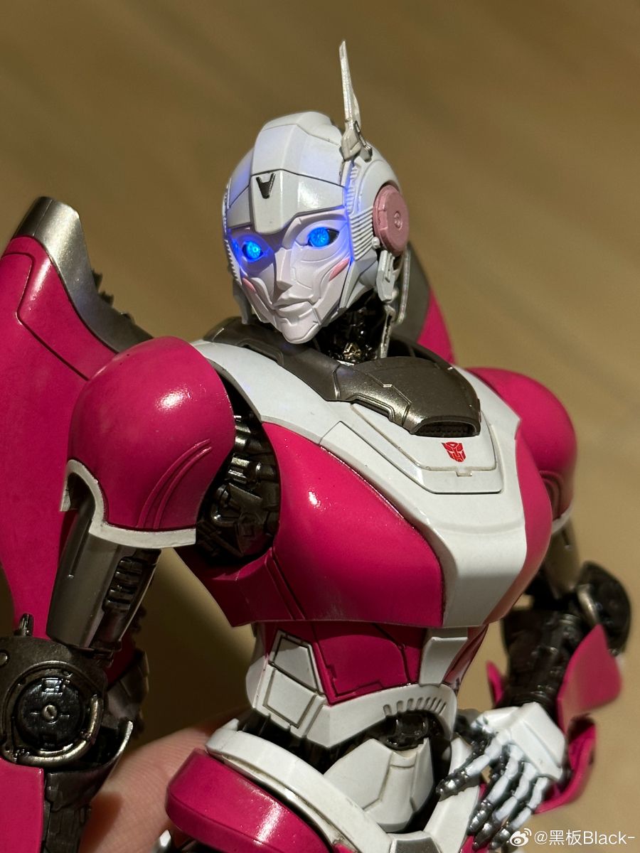 DLX Arcee In-Hand Images from threezero TF6 Bumblebee Movie